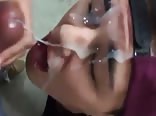 заляпал личико подружки