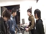 イケメン達のネットカフェでセックス