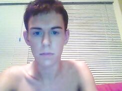 19 year old boy likes dildo‘s