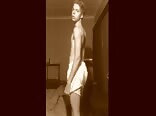 19 yo Lad dances and showers boys porn