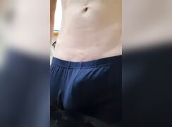 19yo Straight german teen show massive cock