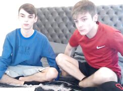 2 FRIENDS ON CAM FUCK EACH OTHER CUTE TWINK PORN