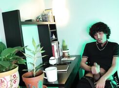 [231] Naughty romeo stops doing homework to jack off