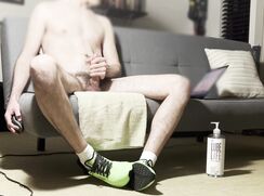 2nd cum of night green shoes young fit hung single straight guy,... - 08-02-25