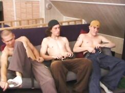 3 skaters suck and stroke