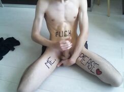 A Guy Loves The Smell Of Those Feet, And Loves To Lick His Semen On Those Sneakers .