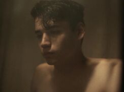 AA Vid S - Headlock (short film 2020)