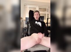 ABX Clips - Dude makes a mess on office chair