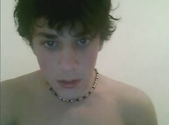 An old camshow by a beautiful big dick lad
