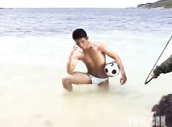 ♥ Asian posing in public ♥