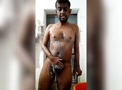 Asiangay bath time