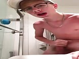 Bathroom Blondie Boi Cam Gay Porn