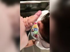 Beautiful Stranger CumSuckr Etiquette