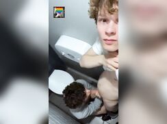 Blowjob @ The Toilets   OF9231