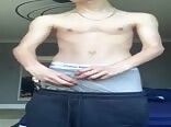 Boy wanks quickly and shows ass