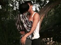 Boys kissing ...