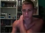 Boys porn with nice chest has some fun wanking