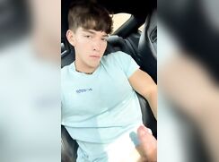 Car Hottie Jerks Thick Dick
