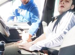 carjacking Latino cums for stranger