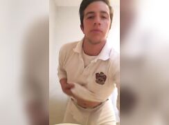 Chunk Jock Beats his thick Cock