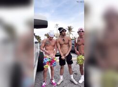 Cocky GEN Zers piss *IN PUBLIC*