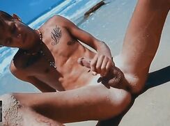 Cumming On The Beach GX