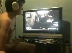 cumming while playing