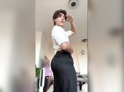 cute benjamin chating jo