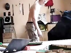 Cute Blond Boy Lifts Weights Cam Porn