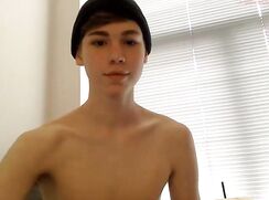 Cute Boy Cum ZSX4