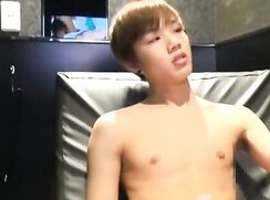 Cute Boy Cums In The Viewing Booth BNHG
