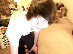 Cute college boy jerks & cums