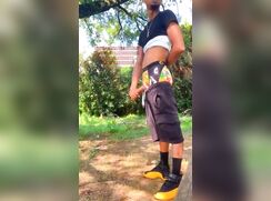 Cute_black_guy_plays
