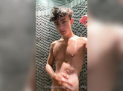 daddy nick in shower record boys porn