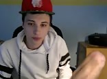 Dado shooting cum on his chest