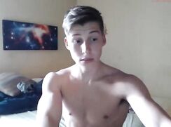 Dnz hot boy on cam