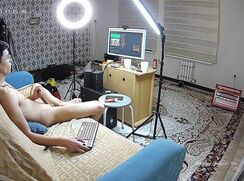 dude returns the favor, SPY CAM
