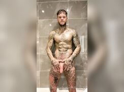 Ellis and his bathmate