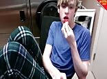 Evan xxx solo jerks off on cam teen 