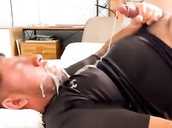 Facial hyperspermia
