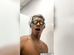 Favelado gozando