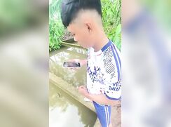 Fedding frenzy =)))) twink gay porn tube
