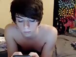 Femboy Soaks his Macbook Gay Teen Porn