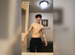 fit tik tok dancer