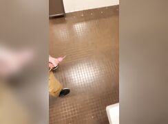 [Fountain cumshots][13] Teens, Twinks and guys wanking and fountain cumshots