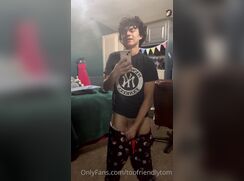 Friendly Tom Mirror Solo Twink Porn