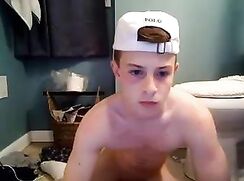 futonboys shows sexy muscles