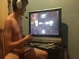 Gaming with my buddies makes me horny Boy Porn