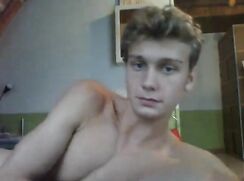 georgeous blonde guy jerking off