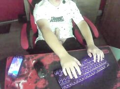 German Twink Jerks and Watch Porn on Phone